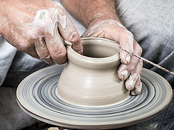 What is Online Business - pottery spinning